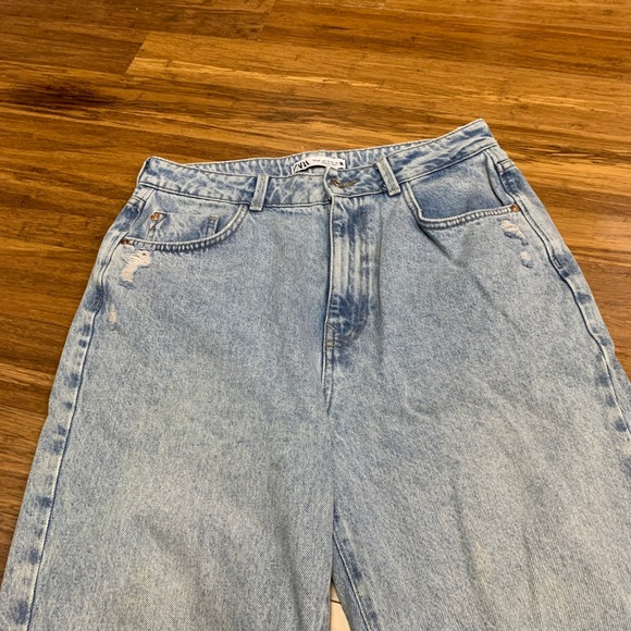 ZARA Women Light Wash Distressed High Rise Straight Leg Jeans Size 10 Casual - Picture 2 of 7